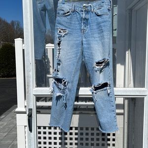 Forever 21 ultra distressed jeans